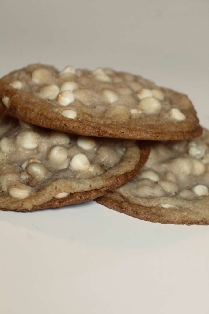 White Chocolate & Cinnamon Cookie